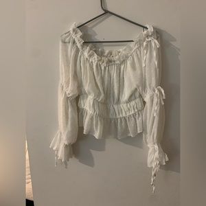 Short shirt, white. The brand shero size large